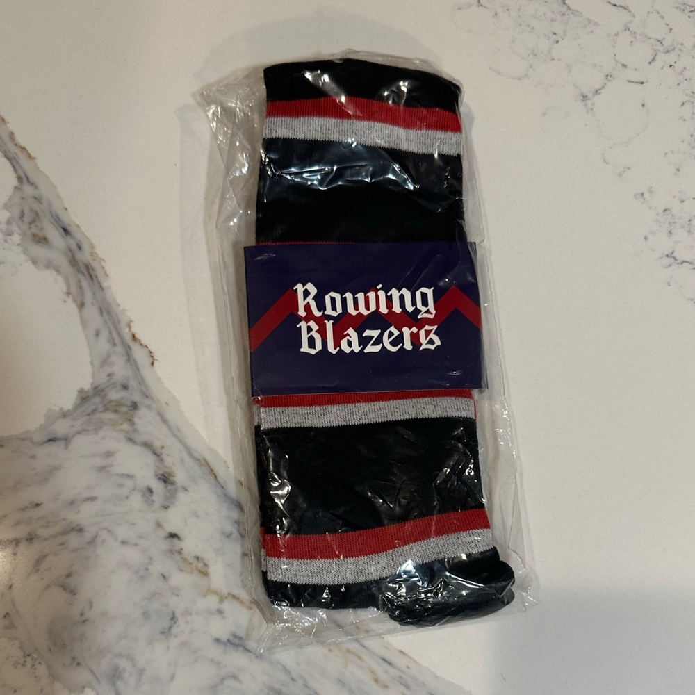 3/$15 or 5/$20 - rowing blazers over the knee striped socks NWT